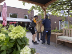 HORNBACHhelpt voltooit binnentuin Hagerpoort met pergola